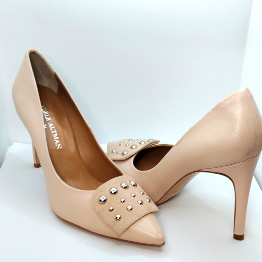 Adele Altman size 37 US 7 unique high heel pumps. Made in Italy